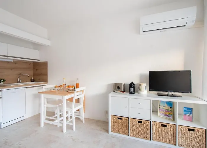 Le Cormoran Air-climatise-parking-vue Marina-plage *