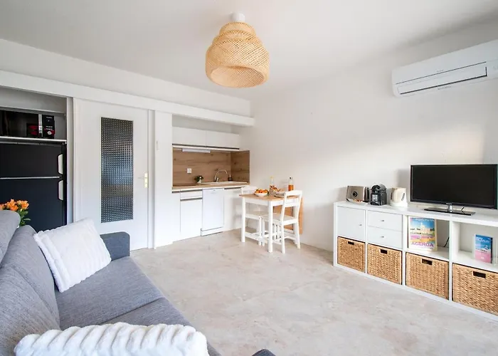 Le Cormoran Air-climatise-parking-vue Marina-plage *